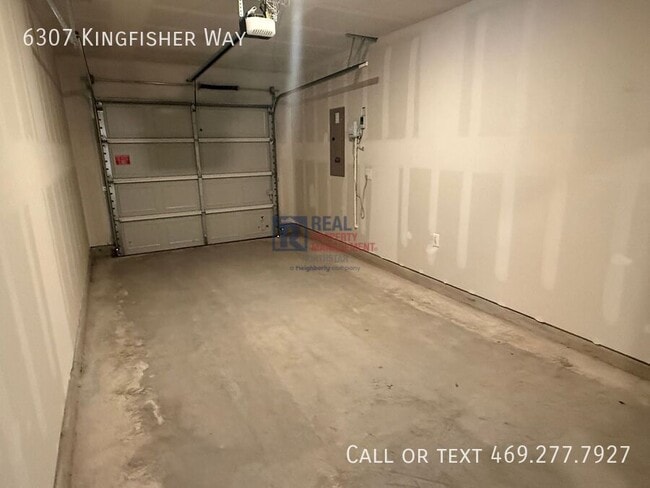 Building Photo - 6307 Kingfisher Wy