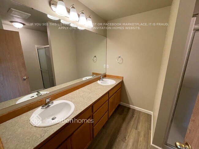 Building Photo - 1315 187th St Ct E