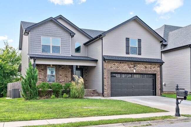 Building Photo - 3482 Southwood Dr