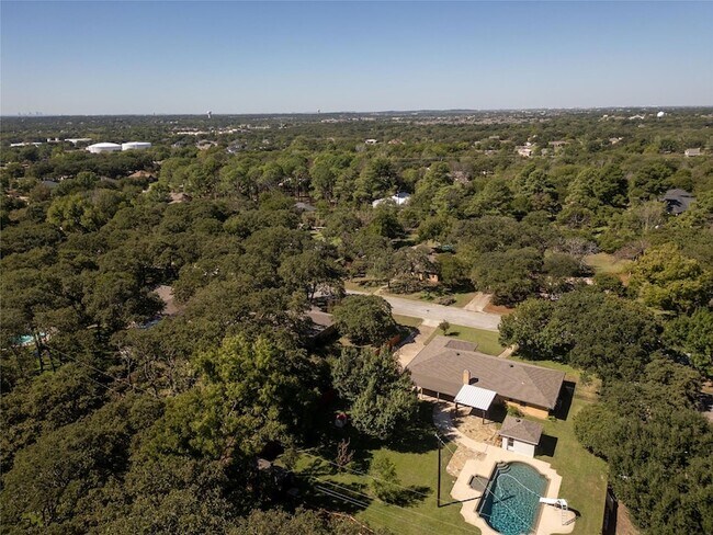 Building Photo - 624 Cimarron Trail