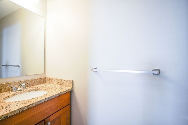 Building Photo - 18 Healey St