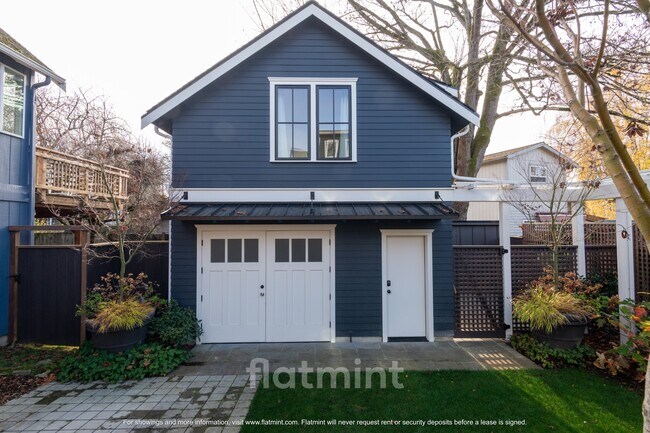 Building Photo - 2315 N 56th St