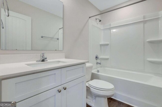 Building Photo - 56 Hayden Dr