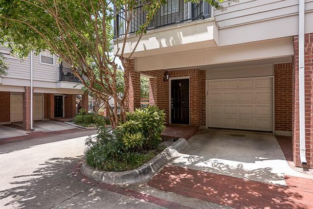 Building Photo - 2902 State St