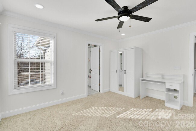 Building Photo - 11715 Clems Branch Dr