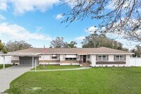 Building Photo - 1369 Whitacre Dr