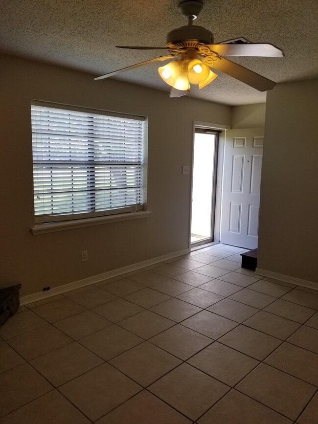 Building Photo - 9970 Smugglers Cove Ln