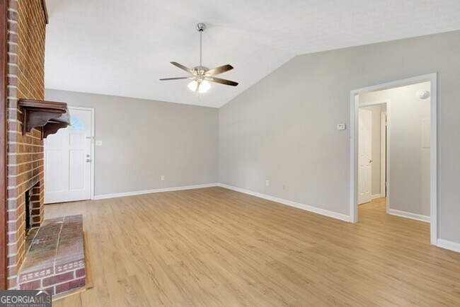 Building Photo - 125 Belle Dr