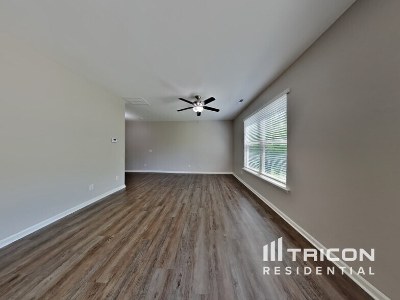 Building Photo - 239 Pamlico Dr
