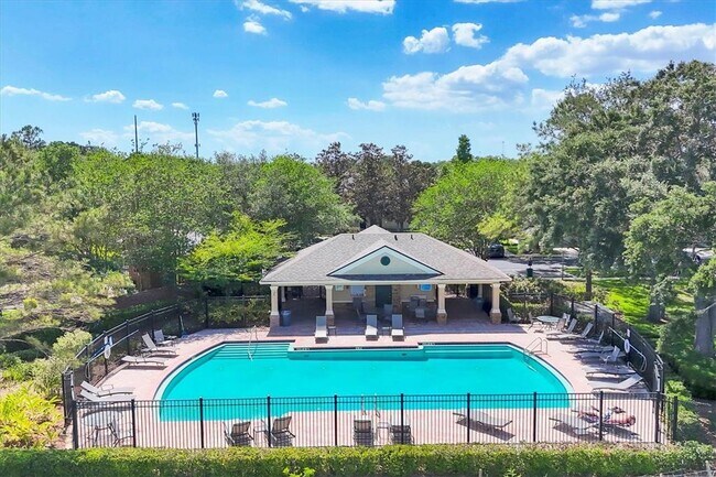 Building Photo - 4920 Pond Ridge Dr