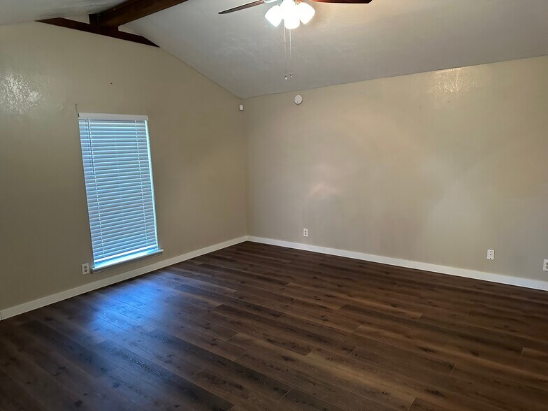 Building Photo - 1200 Woodruff St