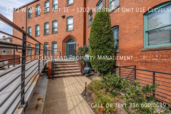 Building Photo - Modern Ohio City Studio Apartment