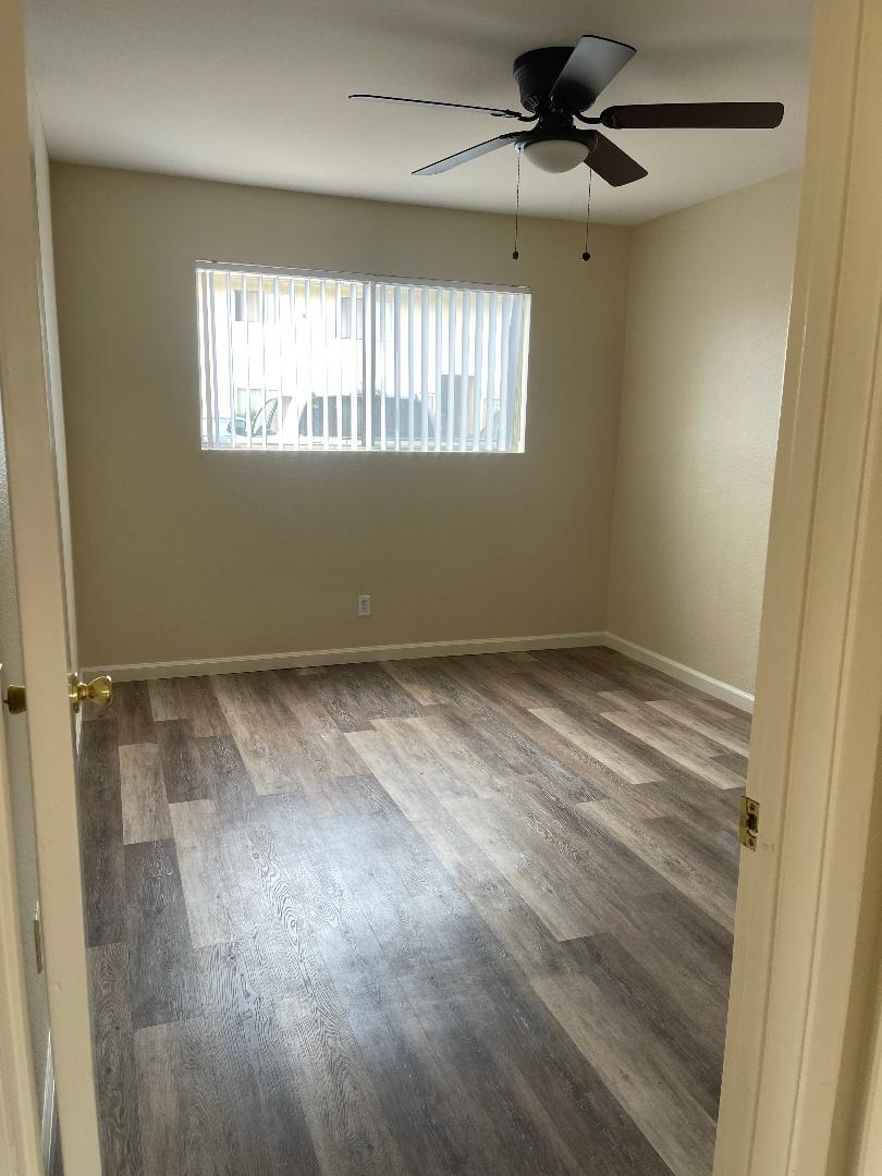 Building Photo - 721 12th St