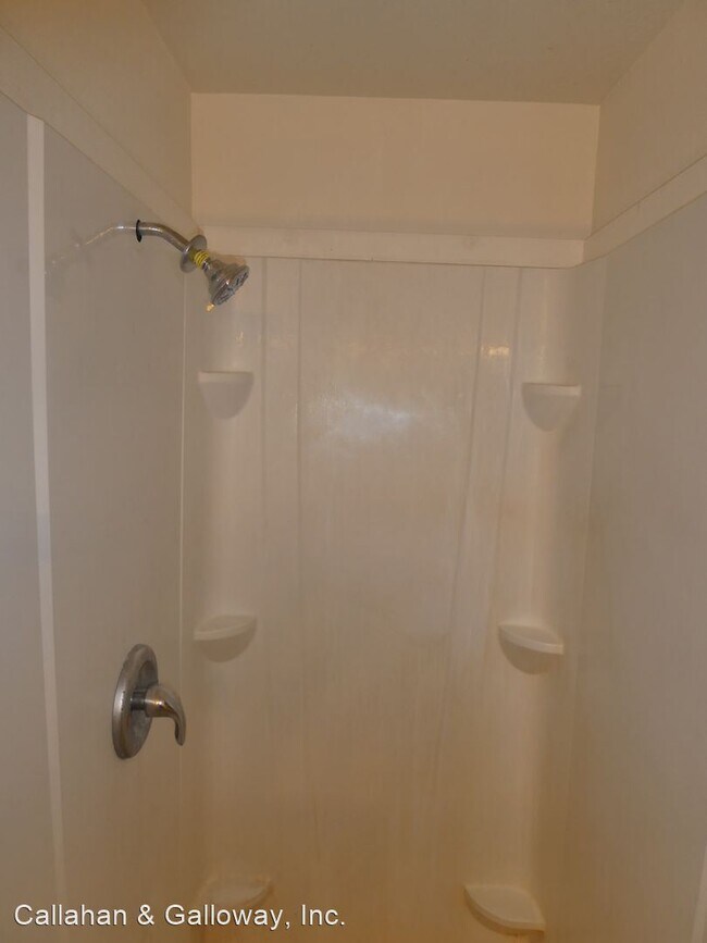 Building Photo - 3 br, 2 bath House - 2106 Primrose