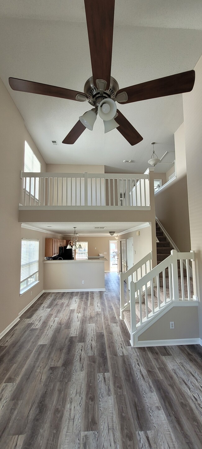 Building Photo - 5610 Harbor House Dr