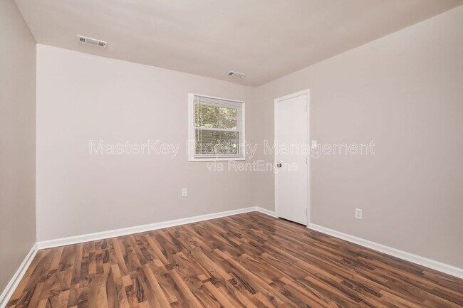 Building Photo - 4017 Grimstead Ln