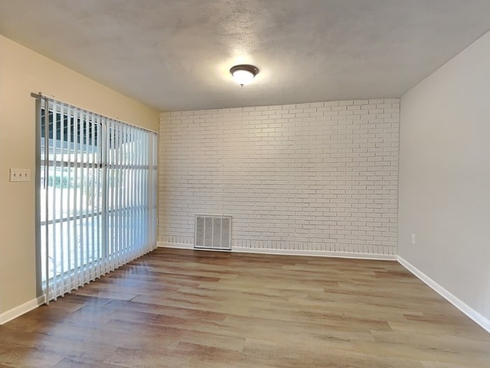 Building Photo - 1627 N Powers Dr