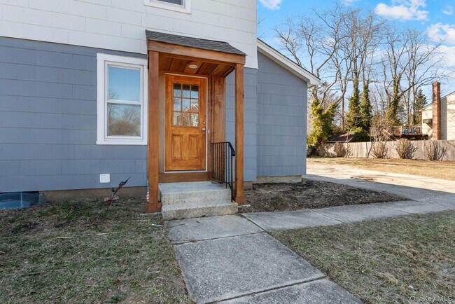 Building Photo - 500 5th Ave