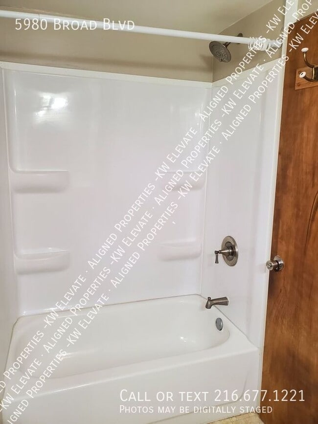 Building Photo - Welcome home !!