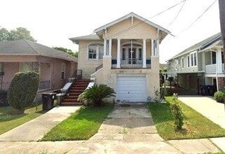 Building Photo - 4224 Walmsley Ave