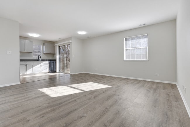 Building Photo - 63 N Victoria Ln