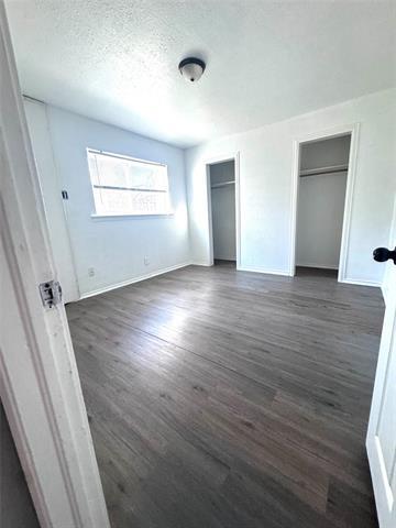 Building Photo - 1417 Bennett Ave