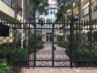 Building Photo - 1400 Gulf Shore Blvd N