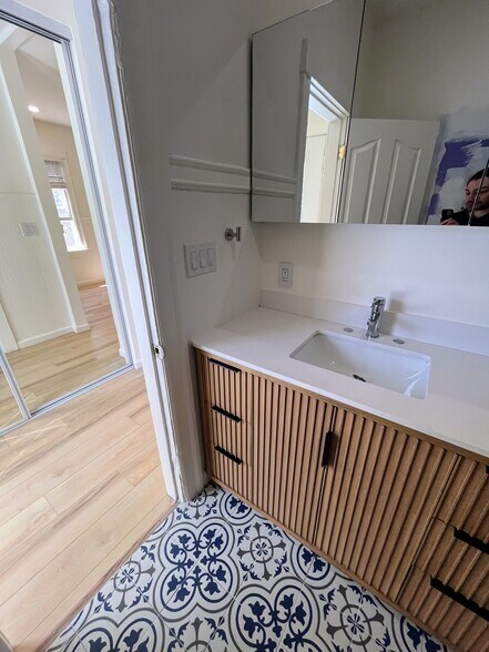 Bathroom - 2112 Ashby Ave