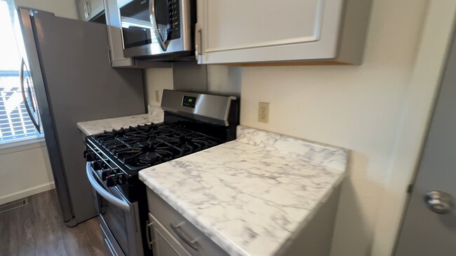 Building Photo - 962 Red Cloud Ct