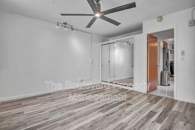 Building Photo - 1550 Rycroft St