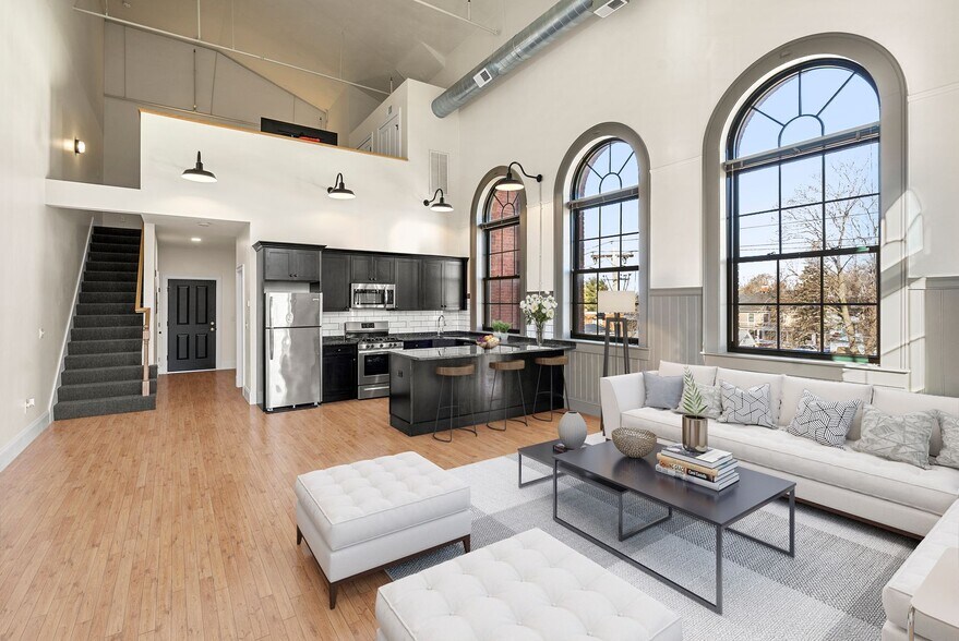 Interior Photo - The Varnum