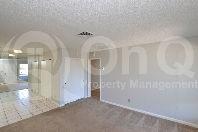 Building Photo - 4820 N 89th Ave