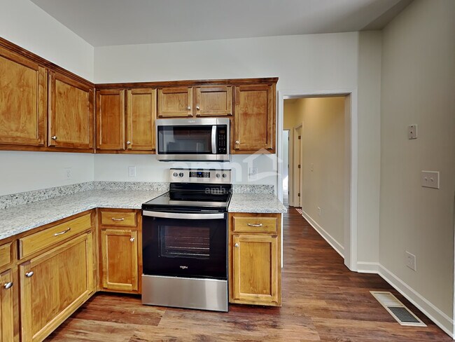 Building Photo - 3047 Romain Trail