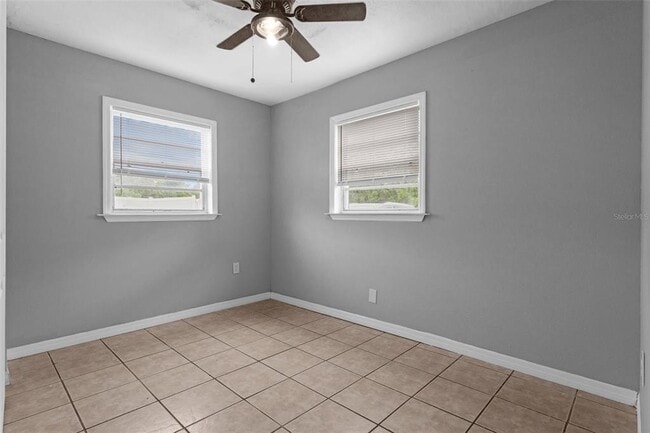 Building Photo - 1086 Hibiscus Ct