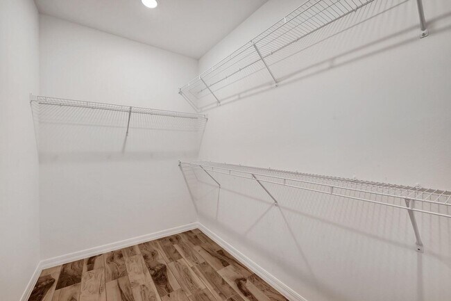 Building Photo - 9381 Serapis Wy