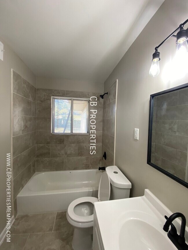 Building Photo - 4521 Aldridge Dr