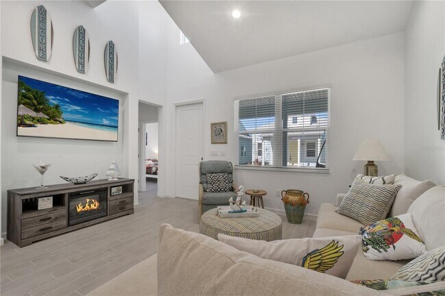 Building Photo - 518 Daiquiri Pl