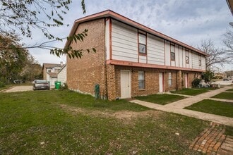 Building Photo - 3073 Olympia Dr