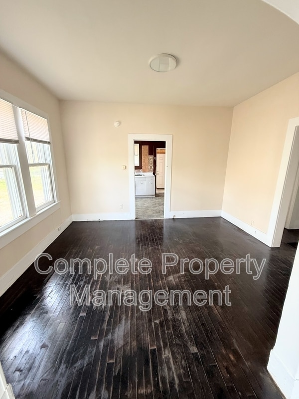 Building Photo - 2234 19th St N