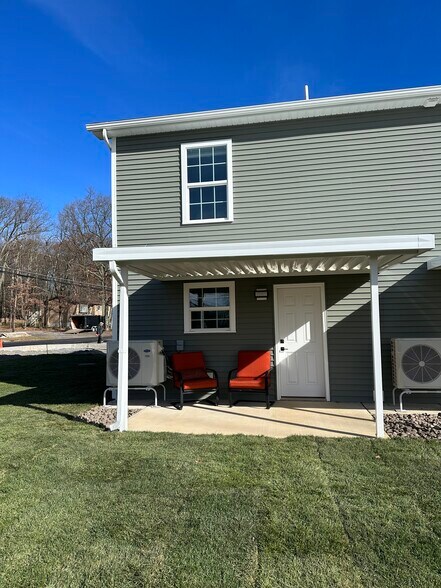 Building Photo - 4285 Hollywood Blvd