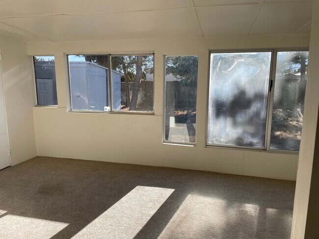 Building Photo - 9037 E Rancho Vista Dr