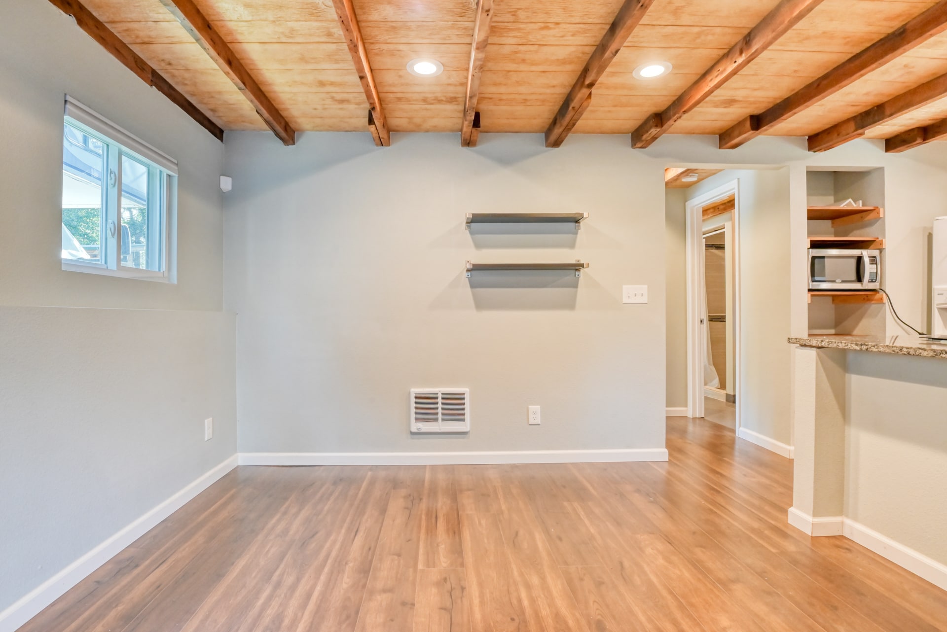 Building Photo - 431 N Franklin St