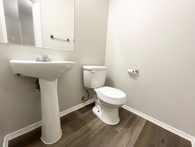 Building Photo - Lovely 2-story | 3-bedroom | 2.5-bath town...