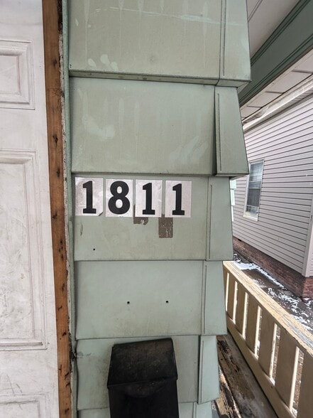 Building Photo - 1811 W Millman St