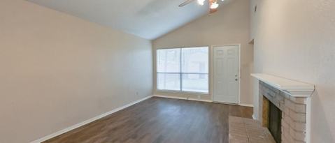Building Photo - 2704 St George Pl