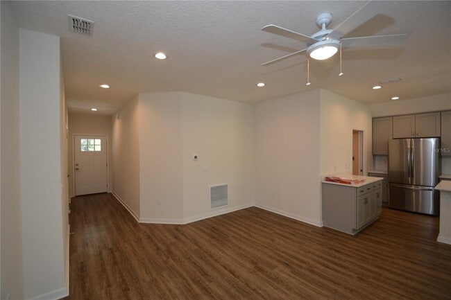 Building Photo - 12 Smokehouse Pl