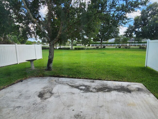Building Photo - 1978 Yellowfin Dr