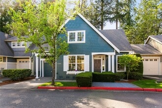 Building Photo - SEPTEMBER FREE >> Beautiful 3BR/3BA Townho...