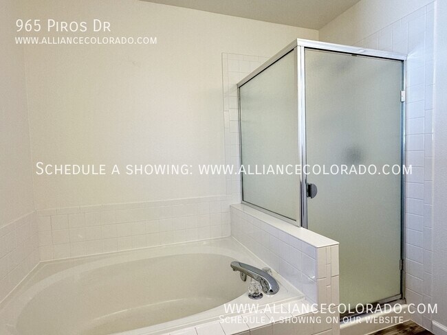 Building Photo - 965 Piros Dr