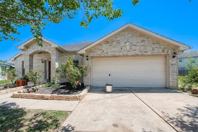 Building Photo - 9407 Dora Meadows Dr